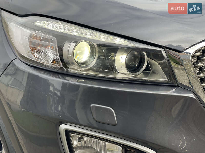 Внедорожник / Кроссовер Kia Sorento 2017 в Стрые