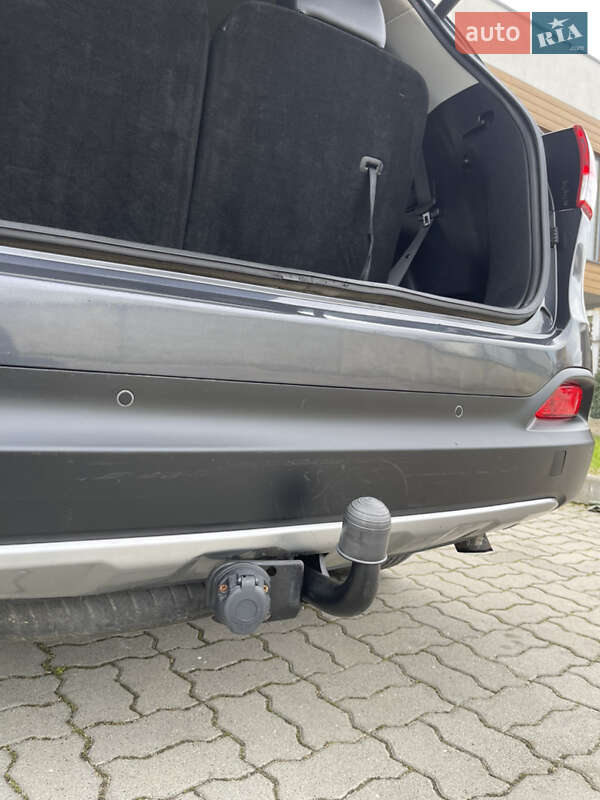 Внедорожник / Кроссовер Kia Sorento 2017 в Стрые