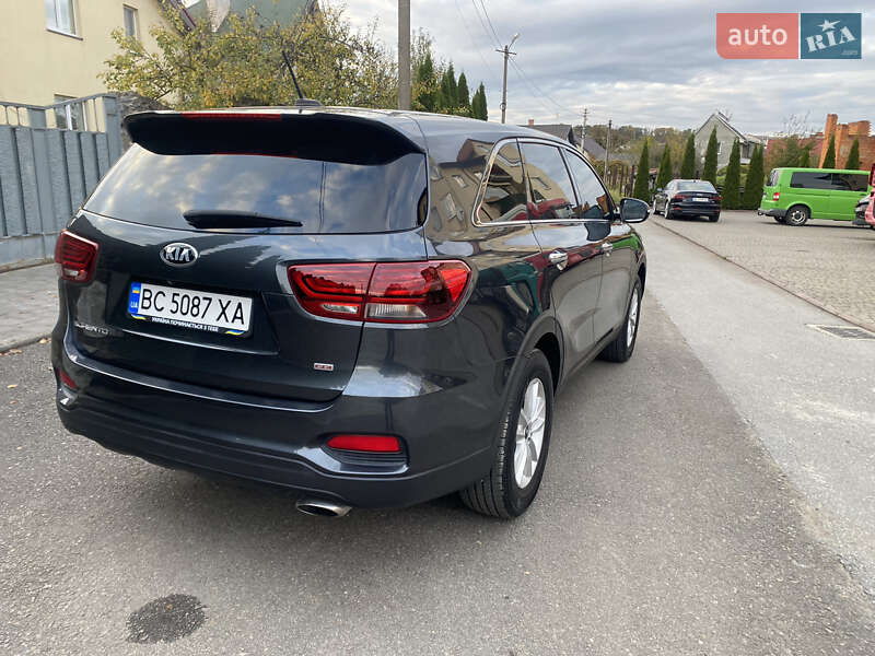 Позашляховик / Кросовер Kia Sorento 2019 в Самборі