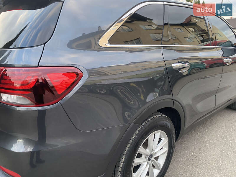Позашляховик / Кросовер Kia Sorento 2019 в Самборі
