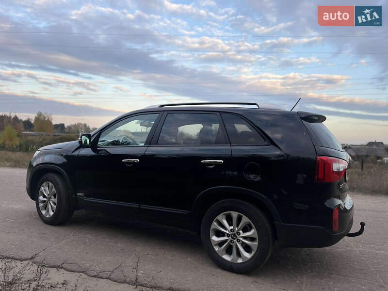 Внедорожник / Кроссовер Kia Sorento 2013 в Ахтырке