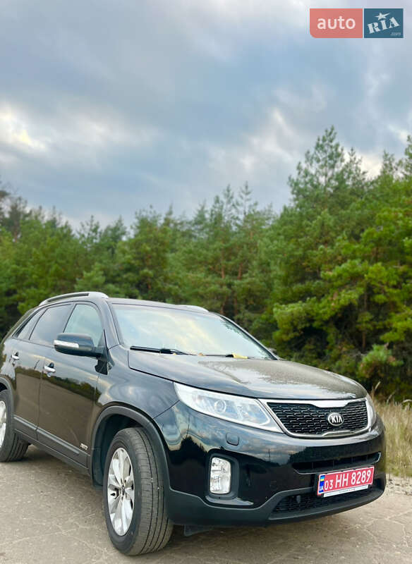 Внедорожник / Кроссовер Kia Sorento 2013 в Ахтырке