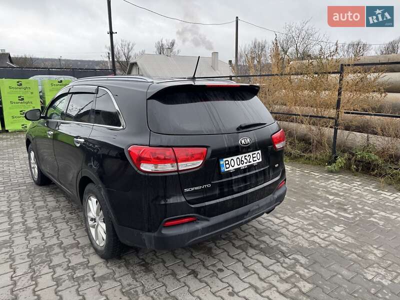 Внедорожник / Кроссовер Kia Sorento 2015 в Теребовле фото 9 Внедорожник / Кроссовер Kia Sorento 2015 в Теребовле