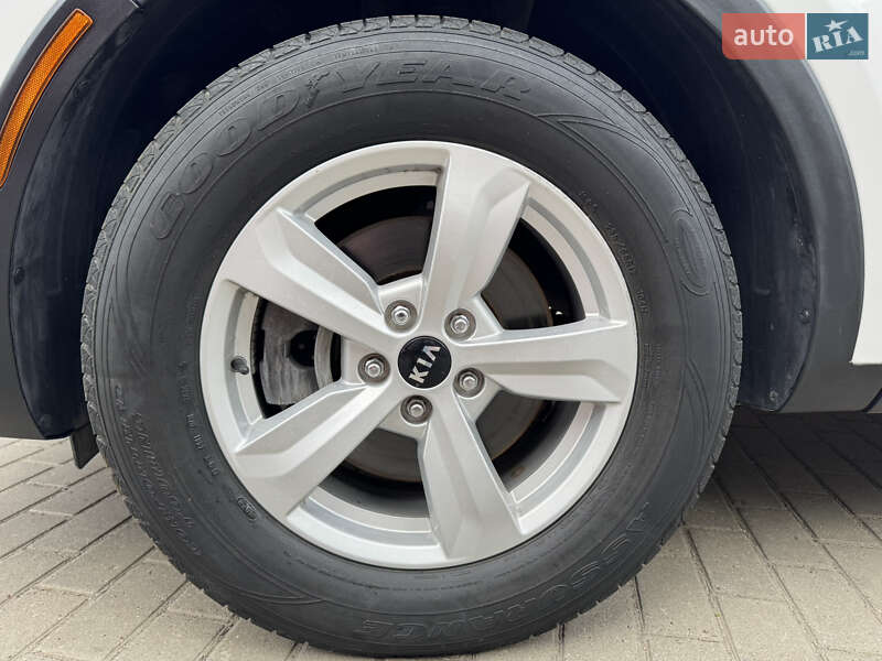 Внедорожник / Кроссовер Kia Sorento 2021 в Владимире фото 31 Внедорожник / Кроссовер Kia Sorento 2021 в Владимире