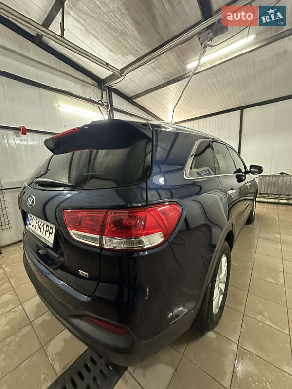 Внедорожник / Кроссовер Kia Sorento 2016 в Львове