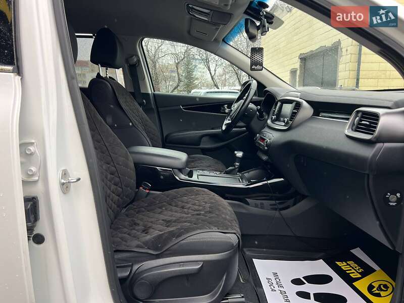 Позашляховик / Кросовер Kia Sorento 2018 в Івано-Франківську фото 26 Позашляховик / Кросовер Kia Sorento 2018 в Івано-Франківську