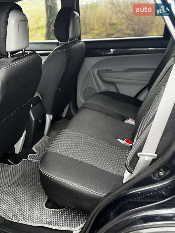 Внедорожник / Кроссовер Kia Sorento 2012 в Киеве фото 14 Внедорожник / Кроссовер Kia Sorento 2012 в Киеве