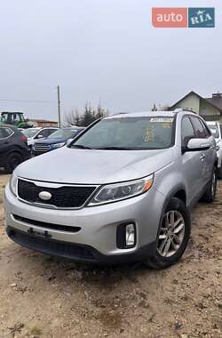 Позашляховик / Кросовер Kia Sorento 2015 в Львові