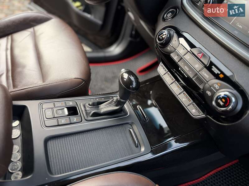 Внедорожник / Кроссовер Kia Sorento 2017 в Киеве