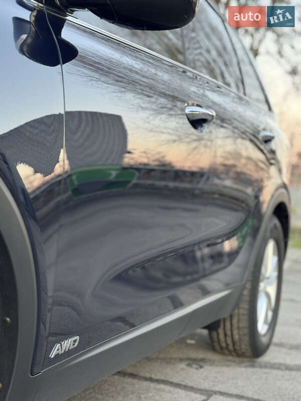 Внедорожник / Кроссовер Kia Sorento 2016 в Лубнах