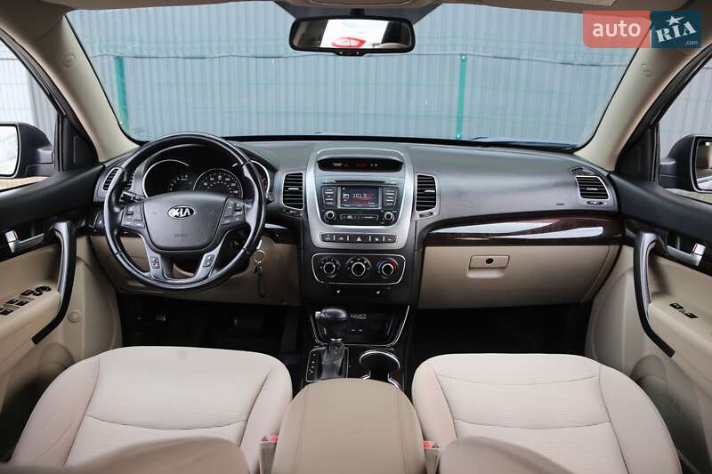 Внедорожник / Кроссовер Kia Sorento 2013 в Киеве