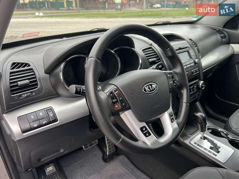 Внедорожник / Кроссовер Kia Sorento 2012 в Житомире