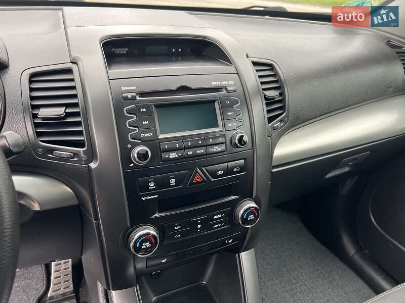 Внедорожник / Кроссовер Kia Sorento 2012 в Житомире