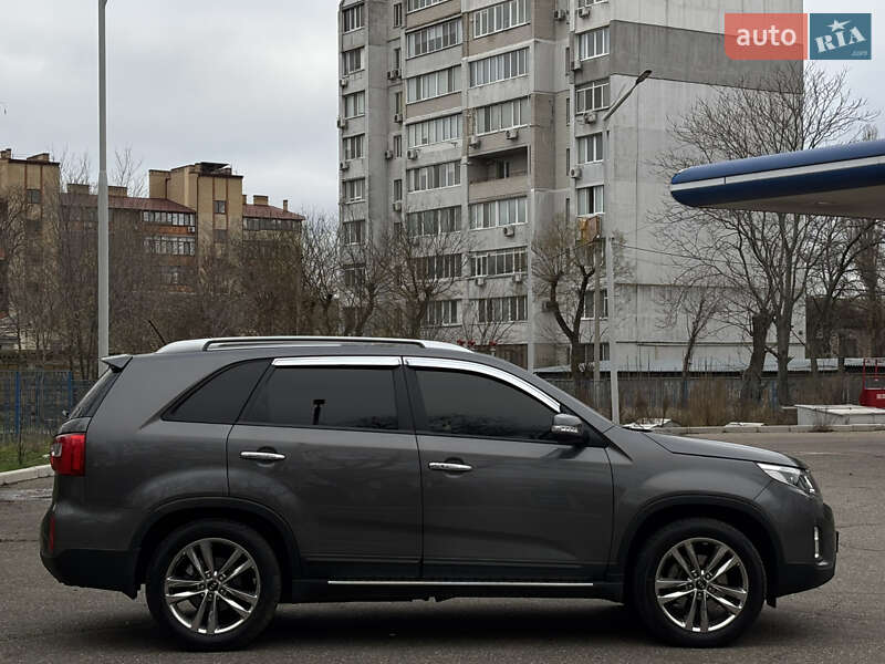 Позашляховик / Кросовер Kia Sorento 2014 в Миколаєві