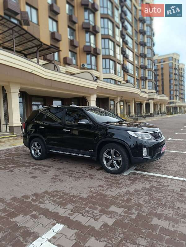 Позашляховик / Кросовер Kia Sorento 2014 в Києві