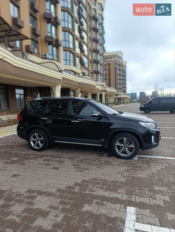 Позашляховик / Кросовер Kia Sorento 2014 в Києві