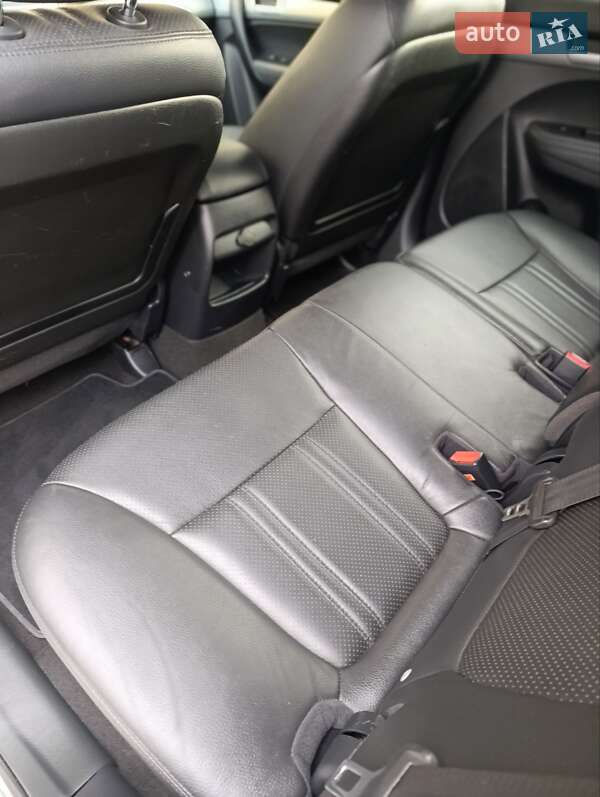 Позашляховик / Кросовер Kia Sorento 2014 в Києві