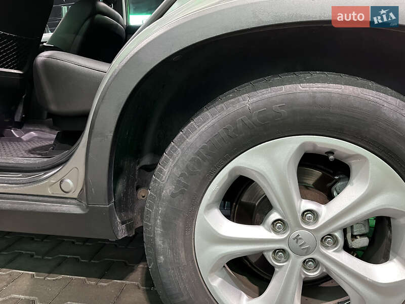 Позашляховик / Кросовер Kia Sorento 2012 в Одесі