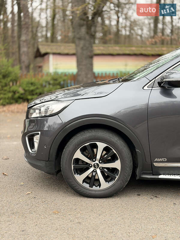 Позашляховик / Кросовер Kia Sorento 2015 в Луцьку