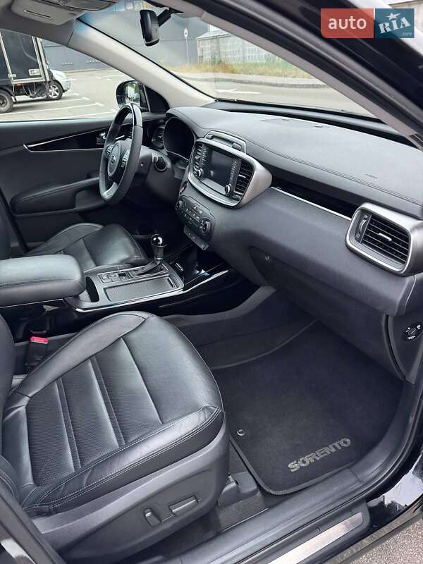 Позашляховик / Кросовер Kia Sorento 2016 в Києві