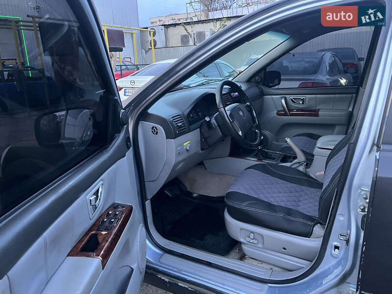 Внедорожник / Кроссовер Kia Sorento 2005 в Одессе
