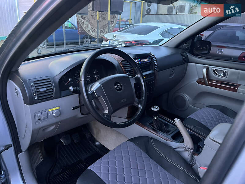Внедорожник / Кроссовер Kia Sorento 2005 в Одессе