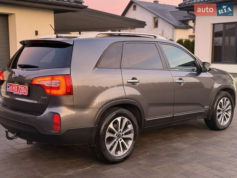 Позашляховик / Кросовер Kia Sorento 2013 в Рівному