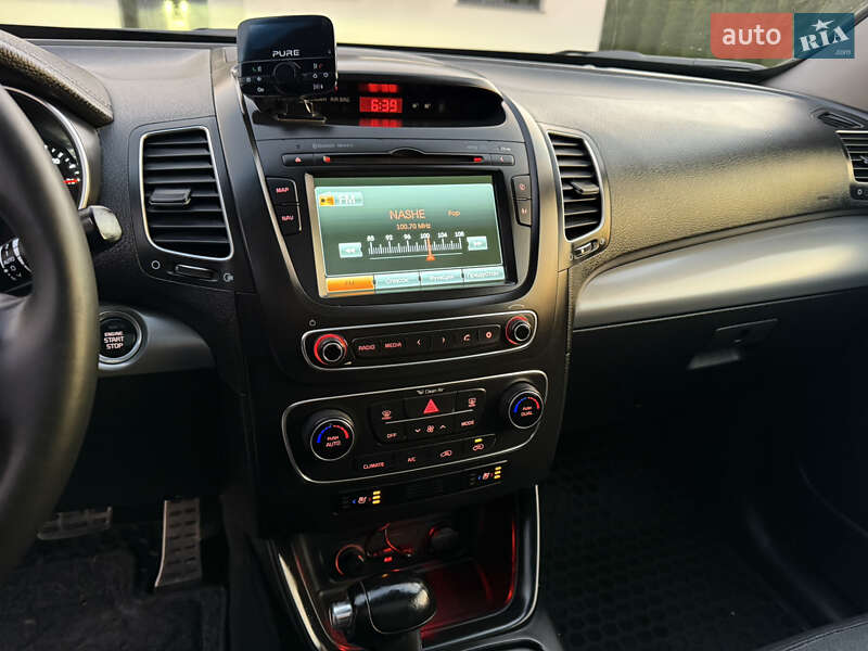 Позашляховик / Кросовер Kia Sorento 2013 в Рівному