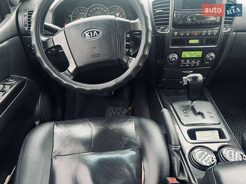 Позашляховик / Кросовер Kia Sorento 2006 в Києві
