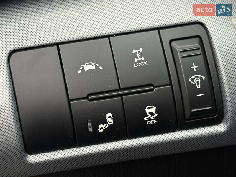 Внедорожник / Кроссовер Kia Sorento 2015 в Ровно