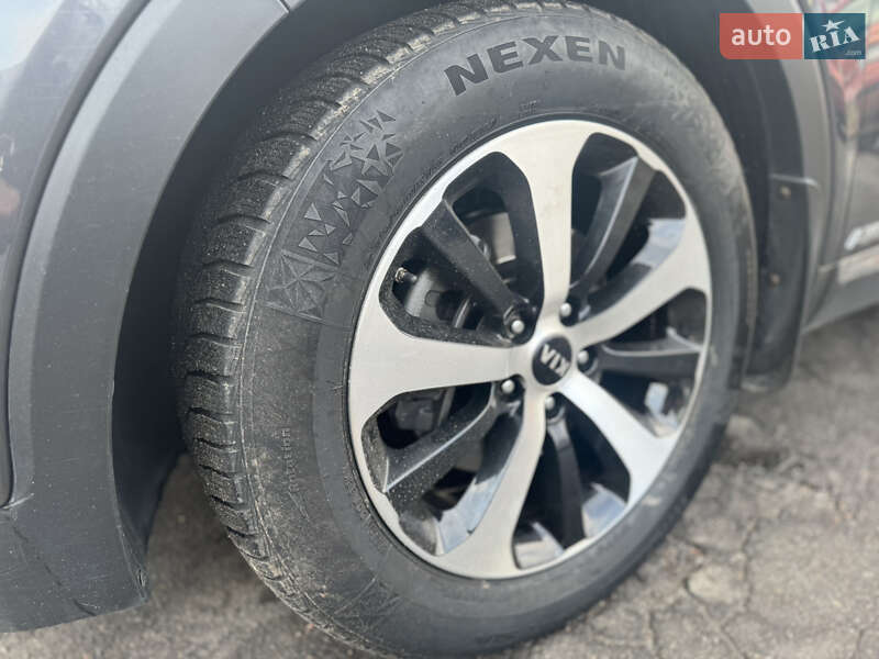 Внедорожник / Кроссовер Kia Sorento 2015 в Виннице