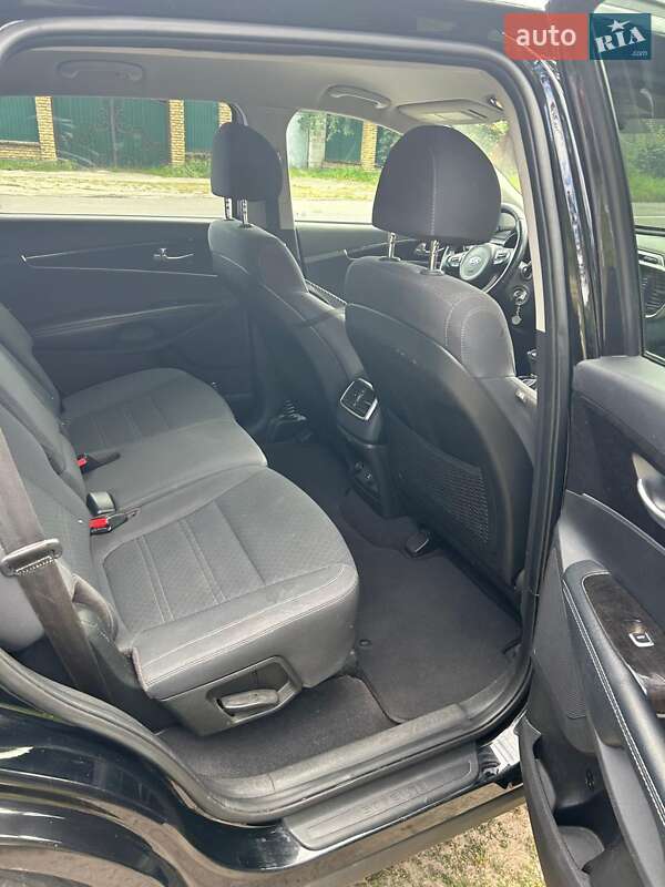 Внедорожник / Кроссовер Kia Sorento 2017 в Киеве