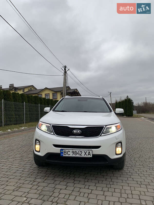 Позашляховик / Кросовер Kia Sorento 2014 в Миколаєві