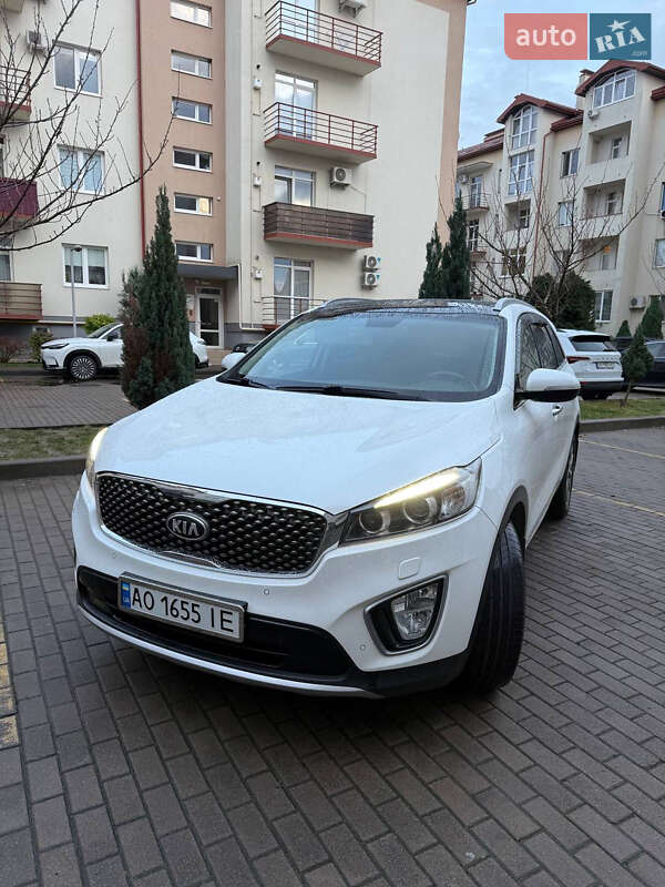 Внедорожник / Кроссовер Kia Sorento 2016 в Ужгороде