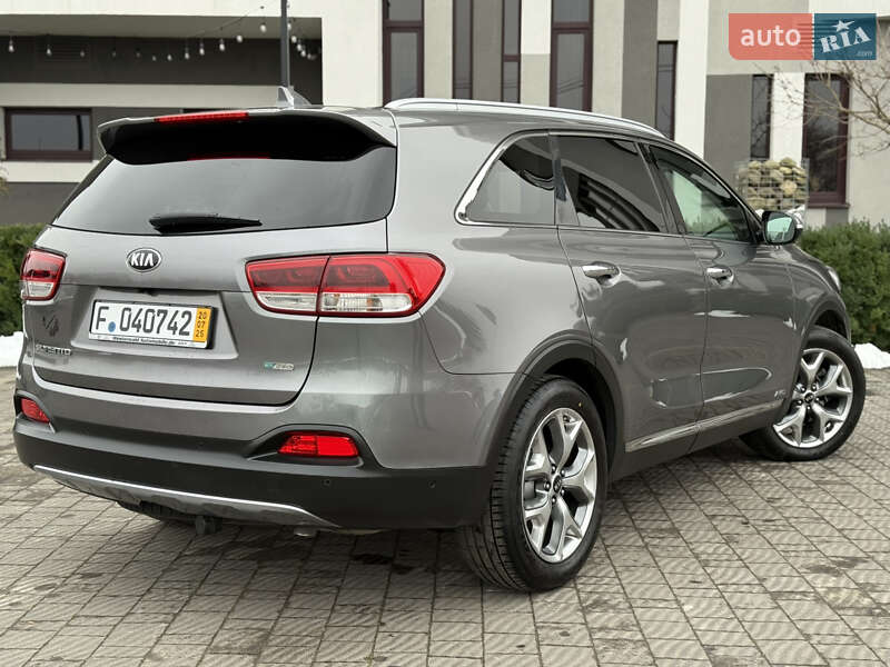 Позашляховик / Кросовер Kia Sorento 2015 в Стрию