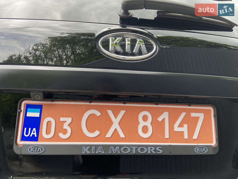 Внедорожник / Кроссовер Kia Sorento 2012 в Дрогобыче фото 21 Внедорожник / Кроссовер Kia Sorento 2012 в Дрогобыче