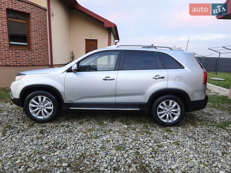 Позашляховик / Кросовер Kia Sorento 2010 в Коломиї