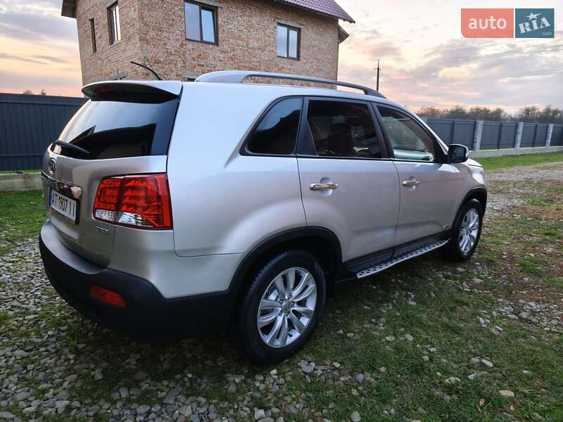 Позашляховик / Кросовер Kia Sorento 2010 в Коломиї