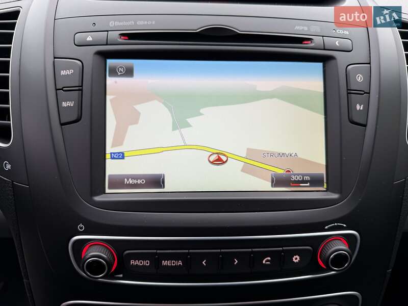 Позашляховик / Кросовер Kia Sorento 2014 в Луцьку