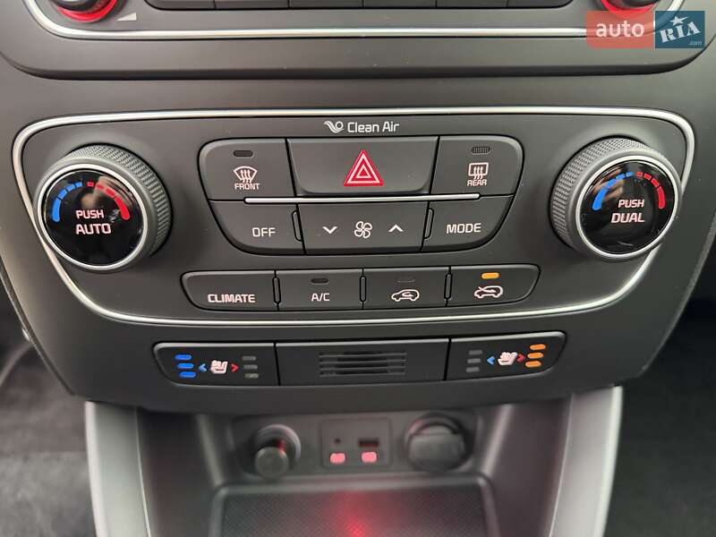 Позашляховик / Кросовер Kia Sorento 2014 в Луцьку