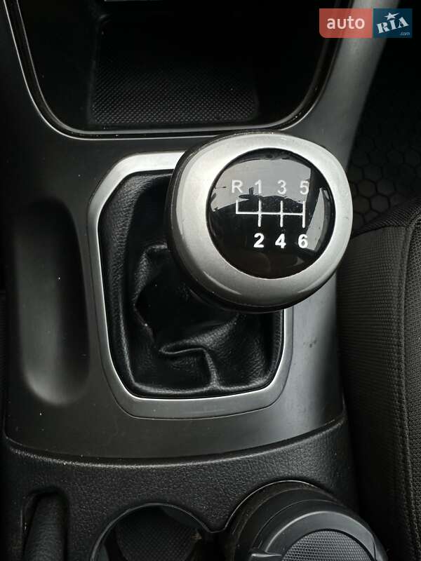 Внедорожник / Кроссовер Kia Sorento 2012 в Сумах