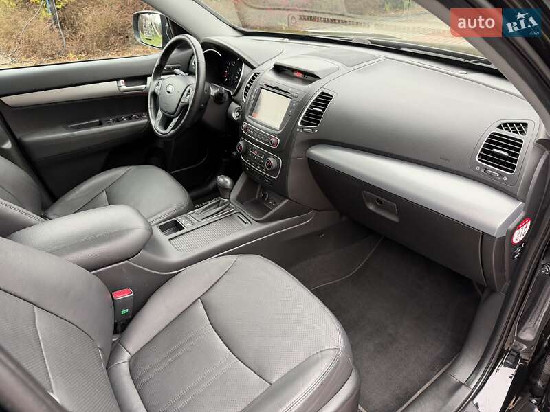 Позашляховик / Кросовер Kia Sorento 2014 в Луцьку