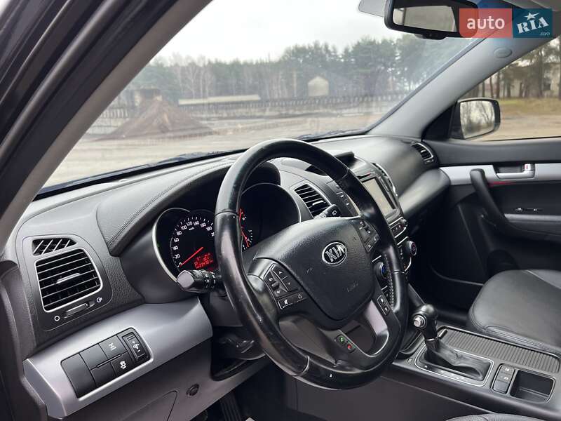 Внедорожник / Кроссовер Kia Sorento 2014 в Радивилове
