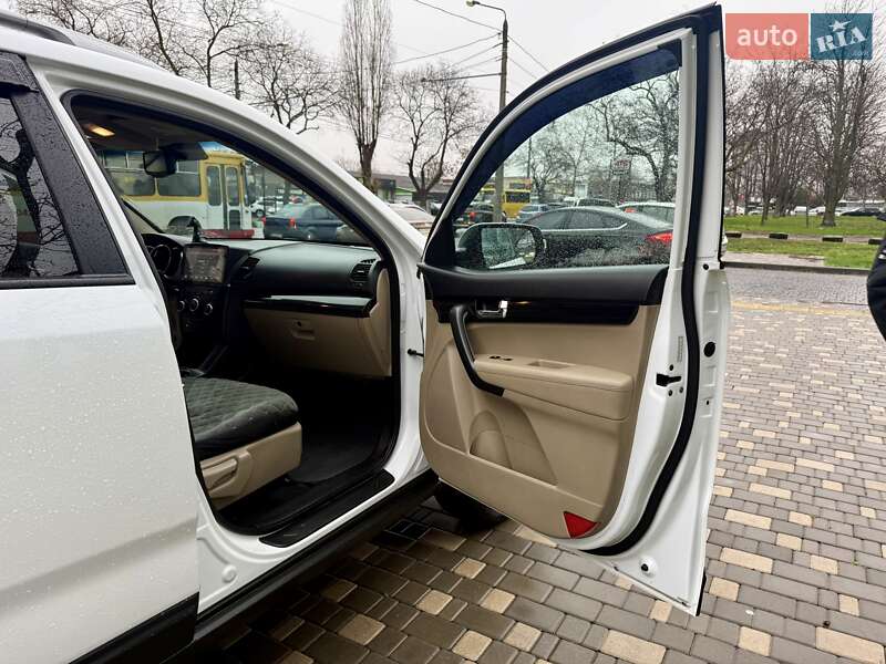 Внедорожник / Кроссовер Kia Sorento 2010 в Одессе