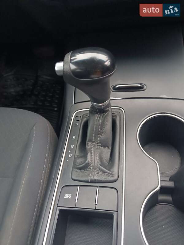 Позашляховик / Кросовер Kia Sorento 2016 в Ірпені фото 15 Позашляховик / Кросовер Kia Sorento 2016 в Ірпені