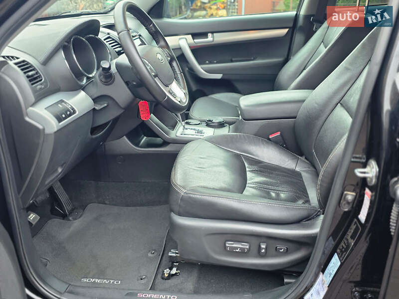 Позашляховик / Кросовер Kia Sorento 2012 в Самборі