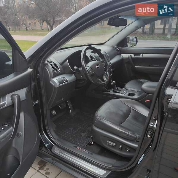 Позашляховик / Кросовер Kia Sorento 2013 в Черкасах фото 17 Позашляховик / Кросовер Kia Sorento 2013 в Черкасах