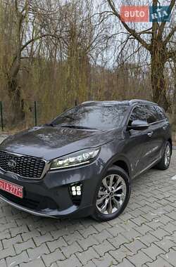 Позашляховик / Кросовер Kia Sorento 2017 в Тернополі