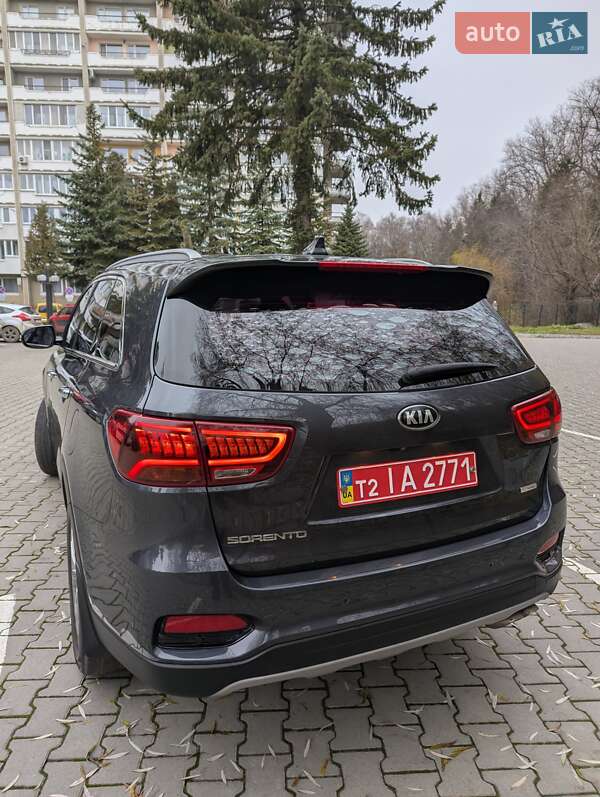 Внедорожник / Кроссовер Kia Sorento 2017 в Тернополе