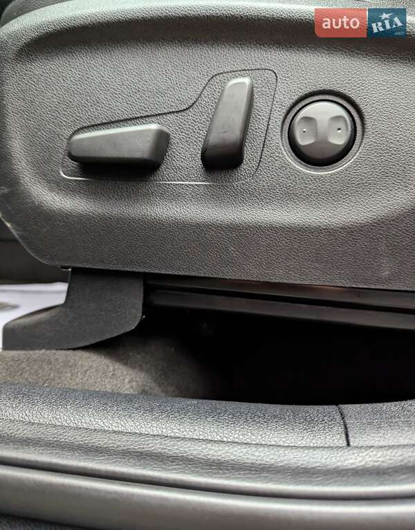 Внедорожник / Кроссовер Kia Sorento 2017 в Тернополе